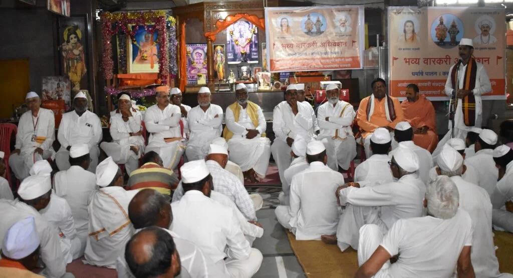 पाकिस्तान ज़िंदाबाद म्हणणार्यांना त्यांच्याच भाषेत उत्तर देणे आवश्यक ; पंढरपूर येथील वारकरी अधिवेशनात आवाहन.