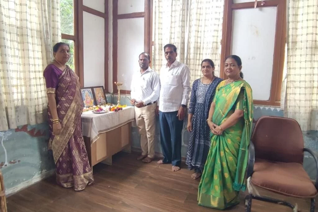 ठाणे मुरबाड येथील 'मंदार कृषी तंत्र निकेतन,कोळींब' यांच्या वतीने 'महाराष्ट्र कृषि दिन' विविध उपक्रमांनी साजरा.