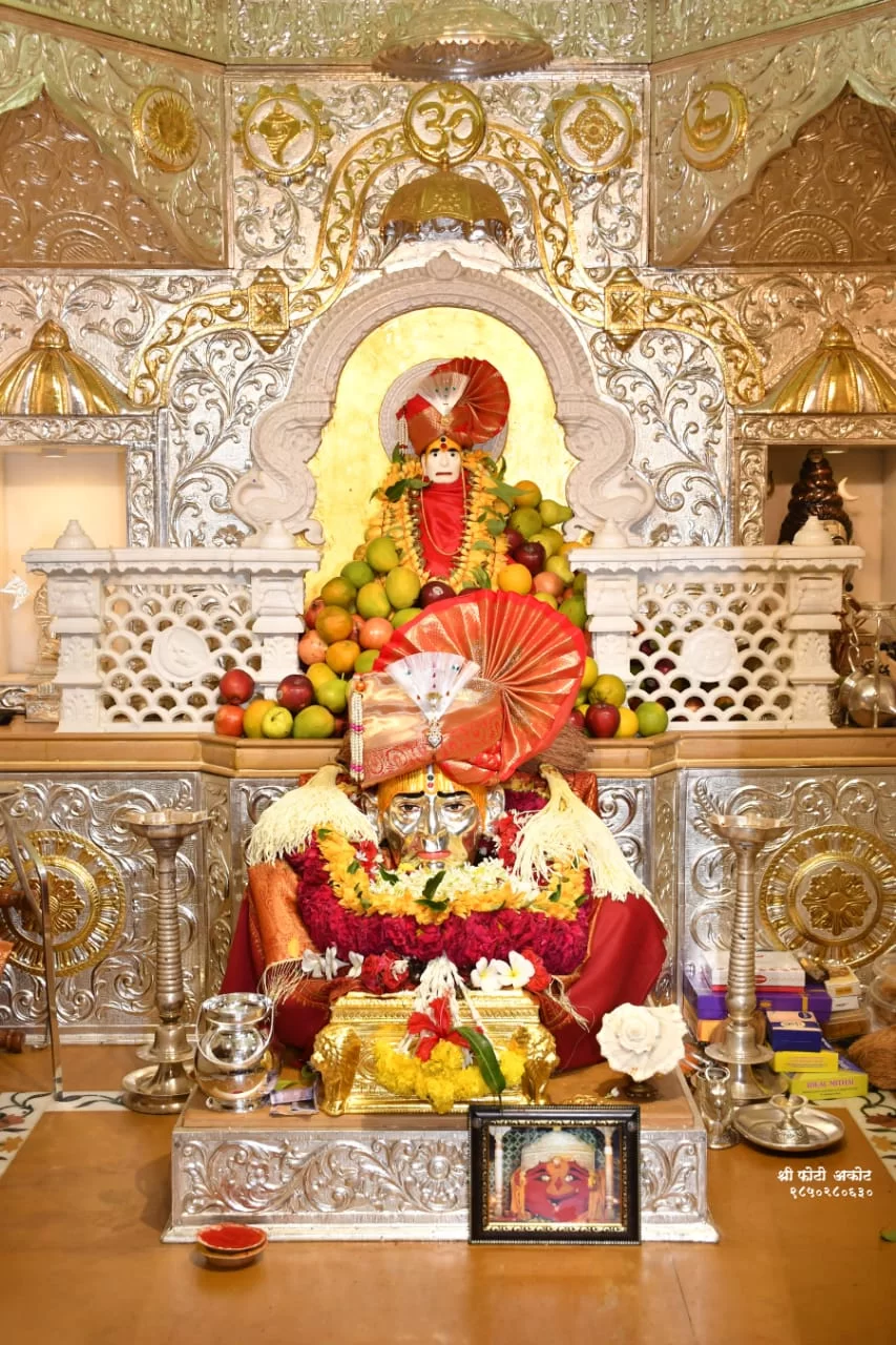श्री क्षेत्र अक्कलकोट येथील वटवृक्ष मंदिरात उद्या 'गुरूपोर्णिमा उत्सव' निमित्त  विविध कार्यक्रम.