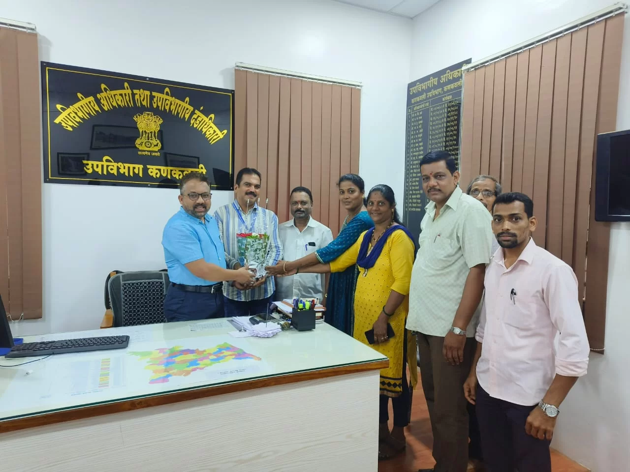 कणकवलीत ह्युमन राईट असोसिएशन फॉर प्रोटेक्शनच्या वतीने नूतन उपविभागीय अधिकारी तथा उपविभागीय दंडाधिकारी यांचे स्वागत.