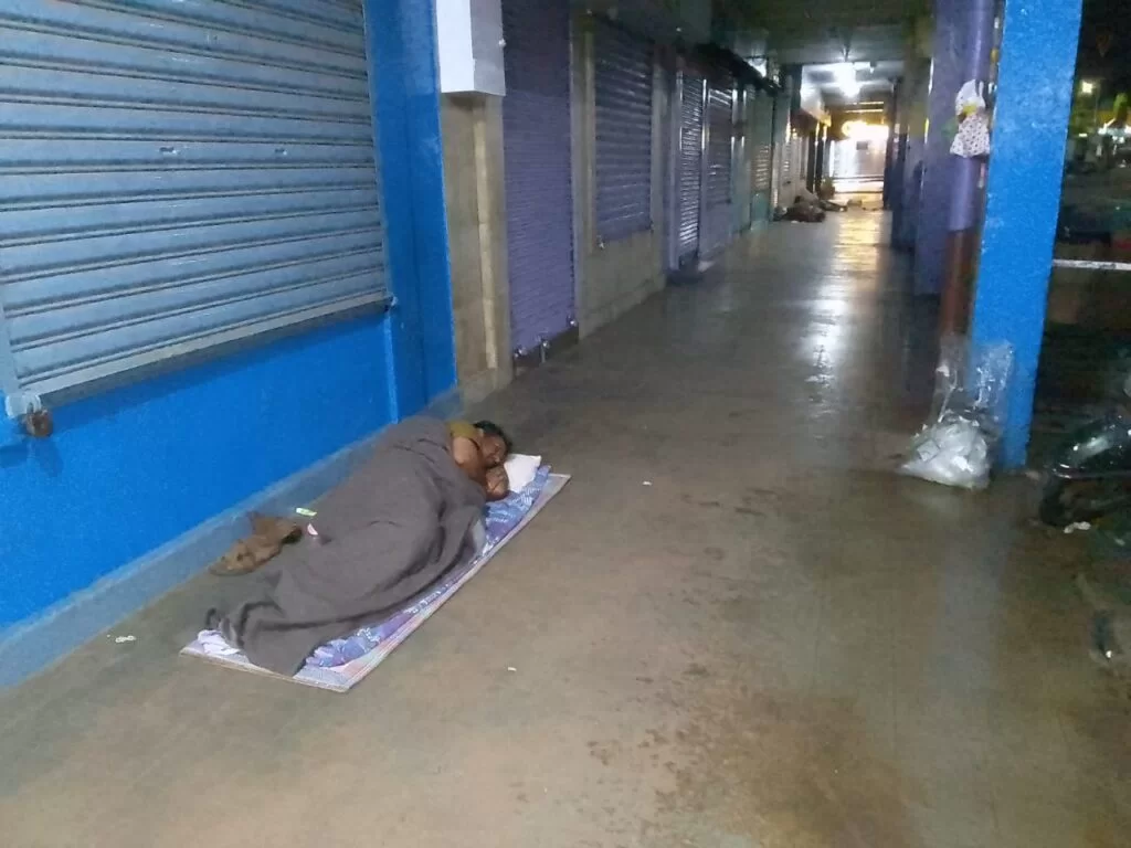 जीवन आनंद संस्थेच्या संदिप परब यांनी एका निराधाराला दिला आधार ; निराधार व्यक्ती संविता आश्रमात दाखल.