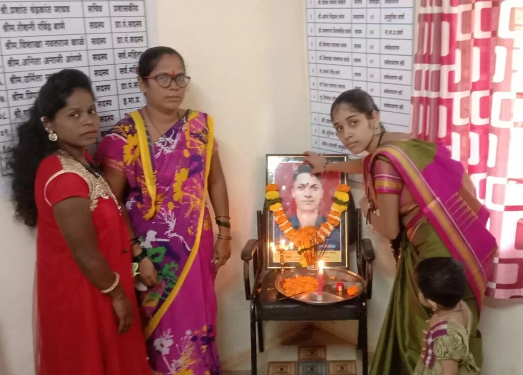 आपापल्या क्षेत्रात पारदर्शक कामगिरी करणे हीच शहीद हुतात्मा मेजर कौस्तुभ रावराणे यांना खरी श्रद्धांजली : भाजपा भटके विमुक्त आघाडी जिल्हाध्यक्ष तथा ग्रा.पं.सदस्य नवलराज काळे.