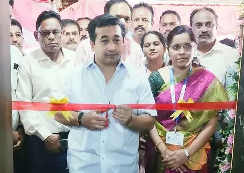 काही समस्या उद्भवली तर भाऊ म्हणून हाक मारा ; आमदार नितेश राणे यांचे 'हिंदूहृदय सम्राट बाळासाहेब ठाकरे आपला दवाखाना' लोकार्पण प्रसंगी प्रतिपादन.