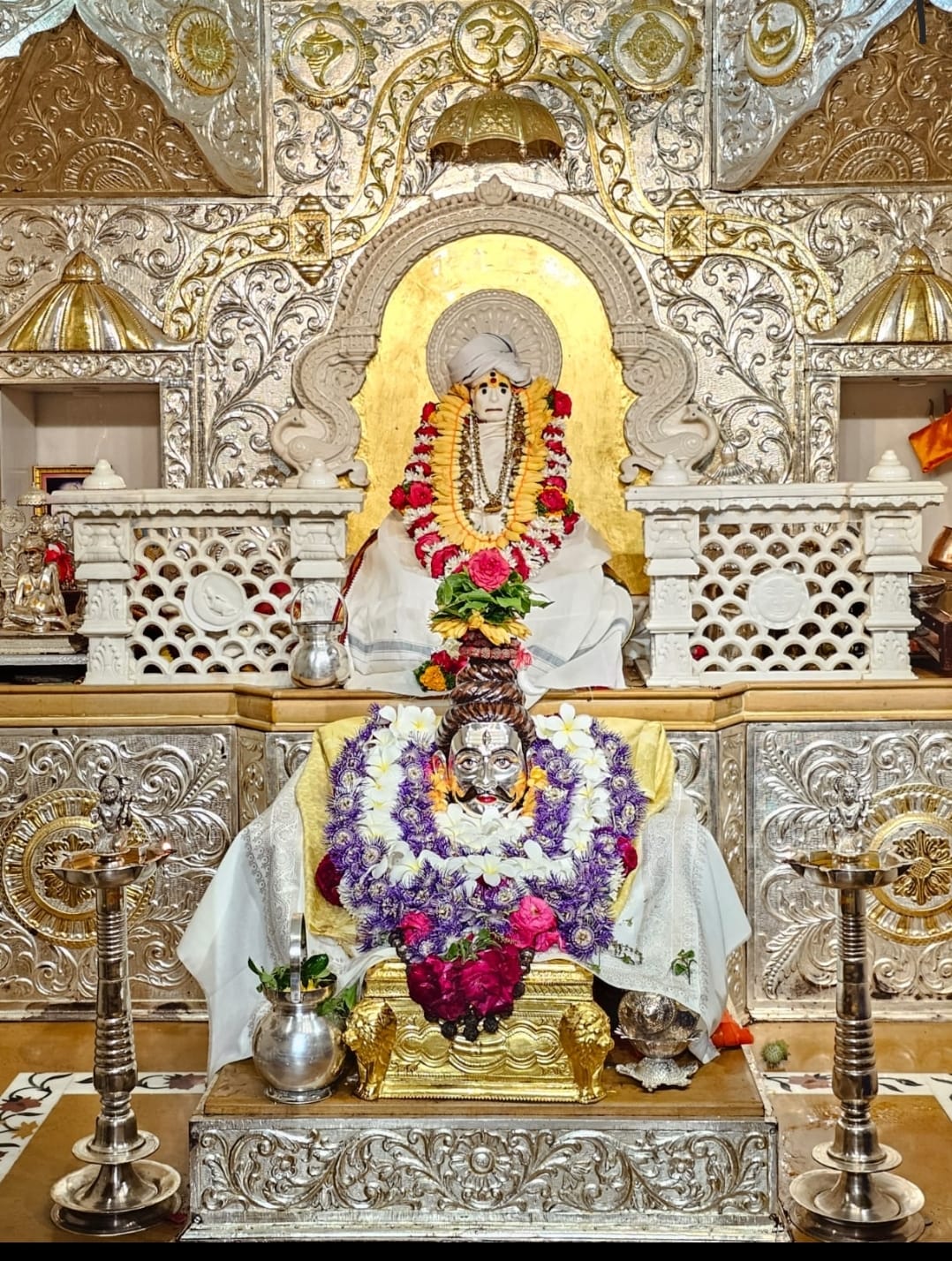 श्रावण मासानिमित्त अक्कलकोट वटवृक्ष मंदिरात भागवत कथा सप्ताहाचे आयोजन : चेअरमन महेश इंगळे