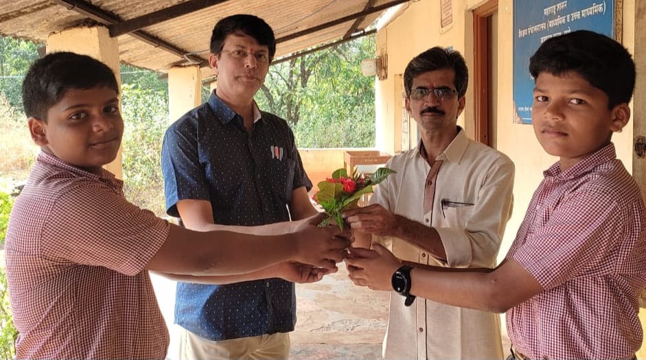 तालुकास्तरीय विज्ञान प्रदर्शनात गवाणे हायस्कूल प्रथम ; 'विजे विना पंप' हे विज्ञानाचे माॅडेल ठरले प्रशंसनीय.