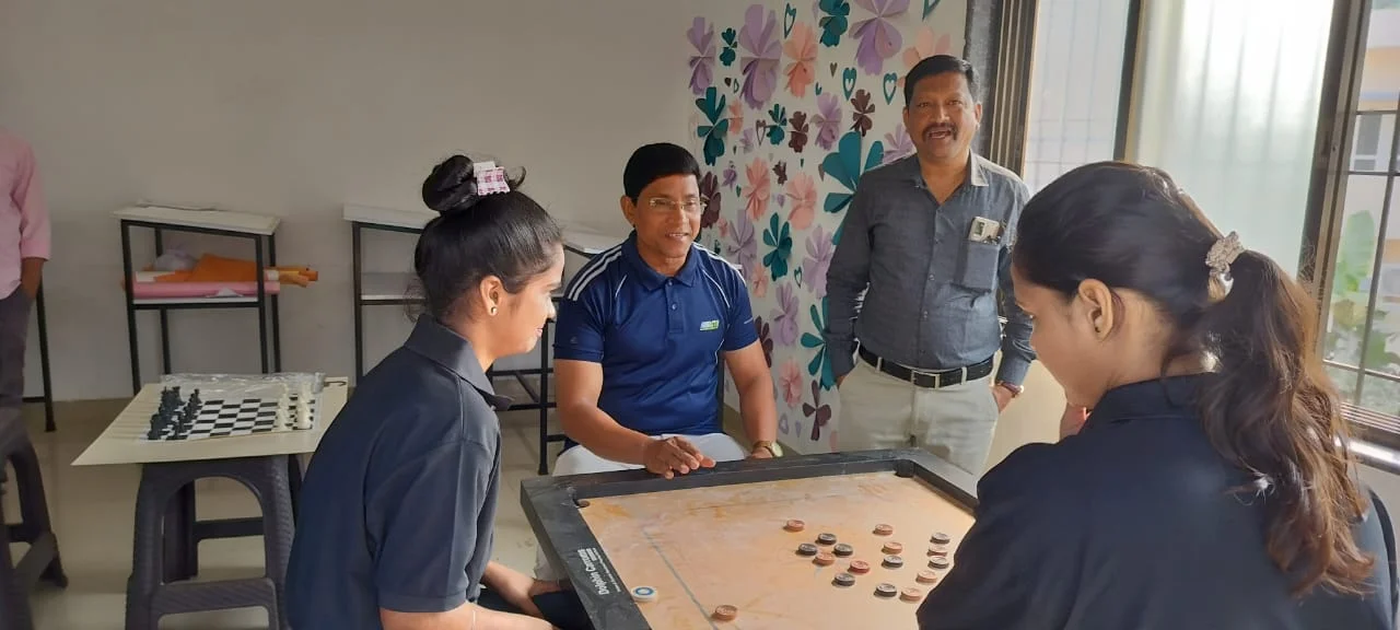 कणकवलीच्या 'फ्लोरेट कॉलेज इंटेरियर फॅशन डिझायनिंग' येथे क्रीडा महोत्सव संपन्न.