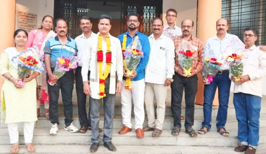 राज्य ग्रामसेवक संघटनेच्या संपूर्ण बिनविरोध निवड प्रक्रियेतून सिंधुदुर्ग जिल्हाध्यक्ष पदी प्रशांत वर्दम ; सरचिटणीस पदी संतोष पालव तर कोषाध्यक्ष सुनील प्रभूदेेसाई.