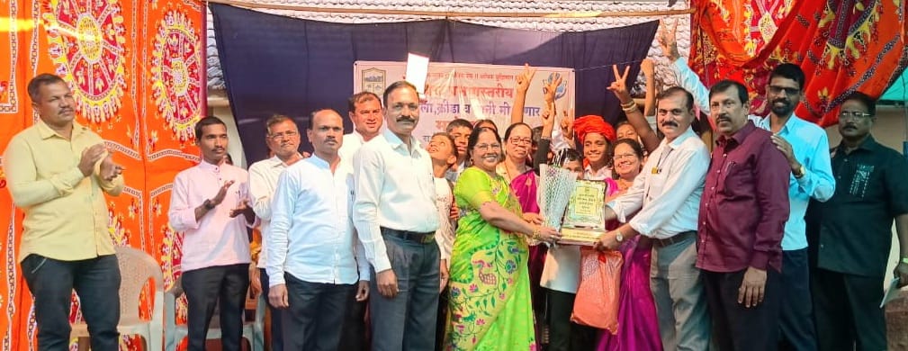 हुंबरट प्रभागात नांदगांव केंद्राने पटकावले सर्वंकष विजेतेपद !