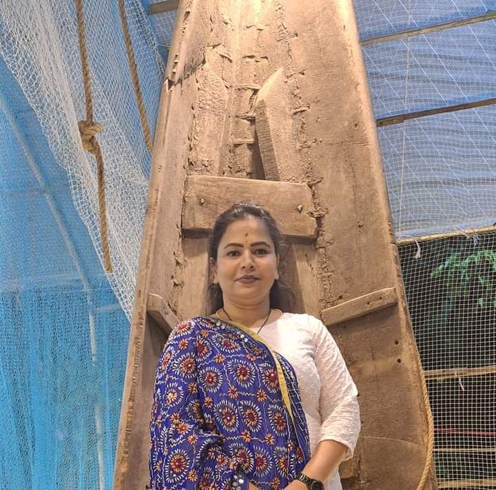 युवतीसेना प्रमुख अधिकारी सौ शिल्पा यतीन खोत यांनी वीजेच्या लपंडावाबद्दल व्यक्त केली नाराजी ; व्यावसायिक व सामान्यांचे अतोनात हाल होत असल्याची व्यक्त केली खंत.
