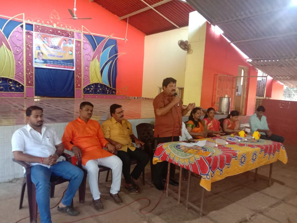 राष्ट्रवादी काँग्रेस पार्टी वैभववाडी आयोजीत रांगोळी स्पर्धेचे बक्षीस वितरण जिल्हाध्यक्ष अबिद नाईक यांच्या हस्ते संपन्न.