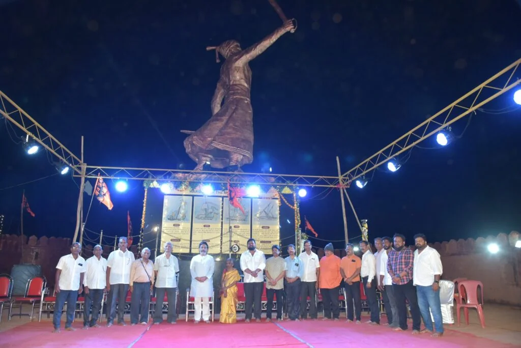 भाजयुमो जिल्हा सरचिटणीस सौरभ ताम्हणकर आणि मित्रमंडळ यांच्या वतीने मालवणच्या कारसेवकांचा झाला सत्कार तसेच शिवजयंती निमित्त आयोजित मित्रमंडळाच्या स्पर्धांचे झाले बक्षिस वितरण संपन्न.