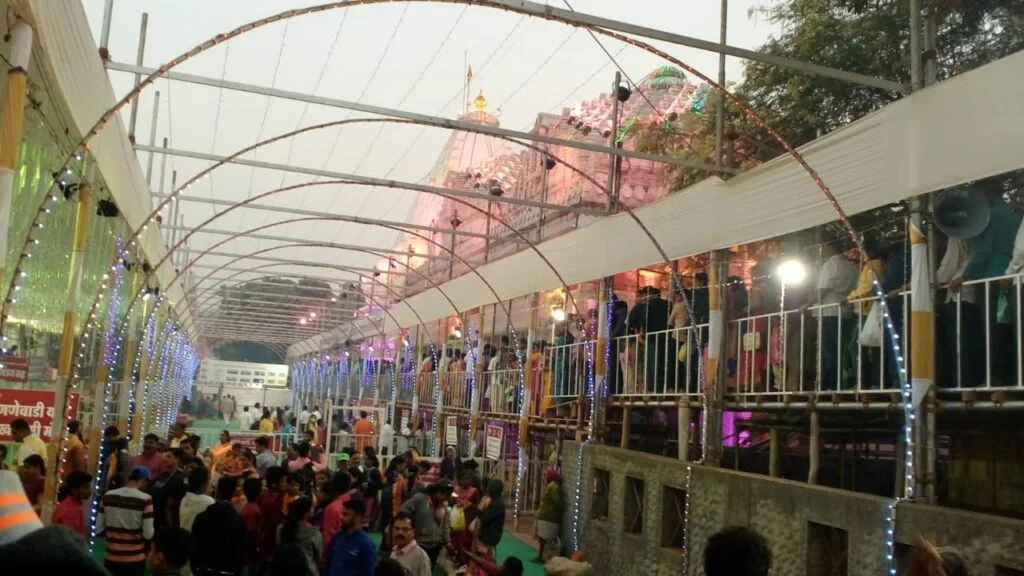 आंगणे कुटुंबियांनी केले श्री भराडी माता जत्रोत्सवातील दर्शन रांगांबद्दल विशेष आवाहन.
