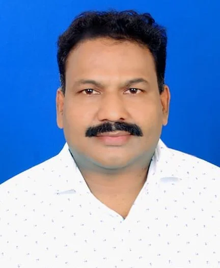 केंद्रीय पर्यटन मंत्रालयाच्या निधी पोर्टल माहितीसाठी पर्यटन व्यावसायिकांची मालवणात कार्यशाळा : श्री विष्णू मोंडकर. (अध्यक्ष, पर्यटन व्यावसायिक महासंघ.)
