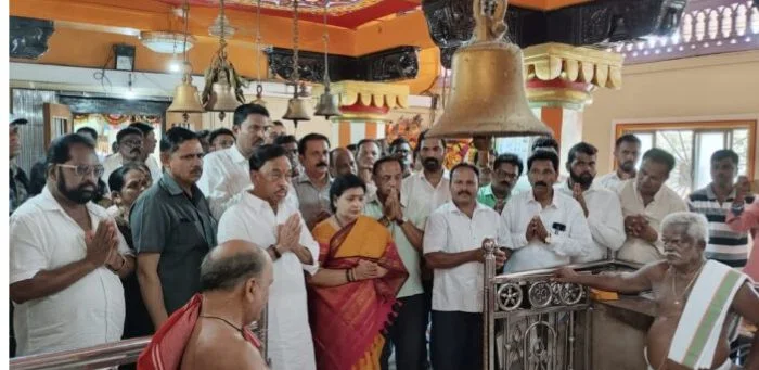 केंद्रीय मंत्री नारायण राणे यांनी सपत्निक घेतले कांदळगांव येथील श्री देव रामेश्वराचे दर्शन.