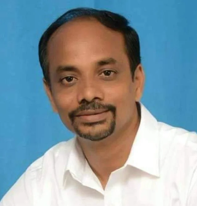 'तो' हायमास्ट पुनर्प्रस्थापित केला गेला नाही तर खराब होणार ; माजी नगराध्यक्ष महेश कांदळगांवकर यांनी व्यक्त केली शक्यता.