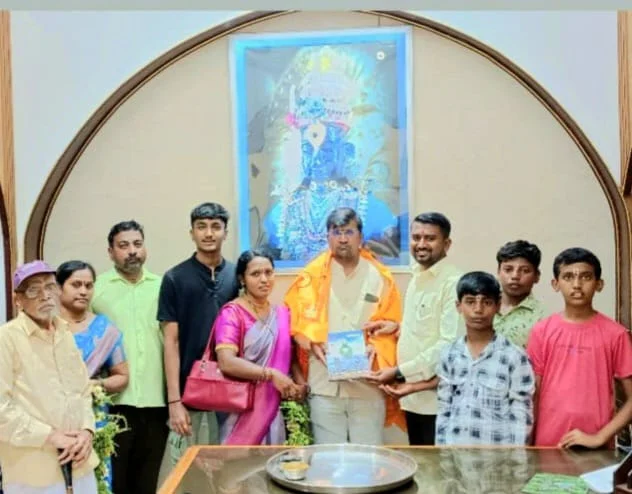 श्रीशैल गवंडी यांनी घेतले सहकुटूंब पंढरीच्या विठूमाऊलीचे दर्शन.