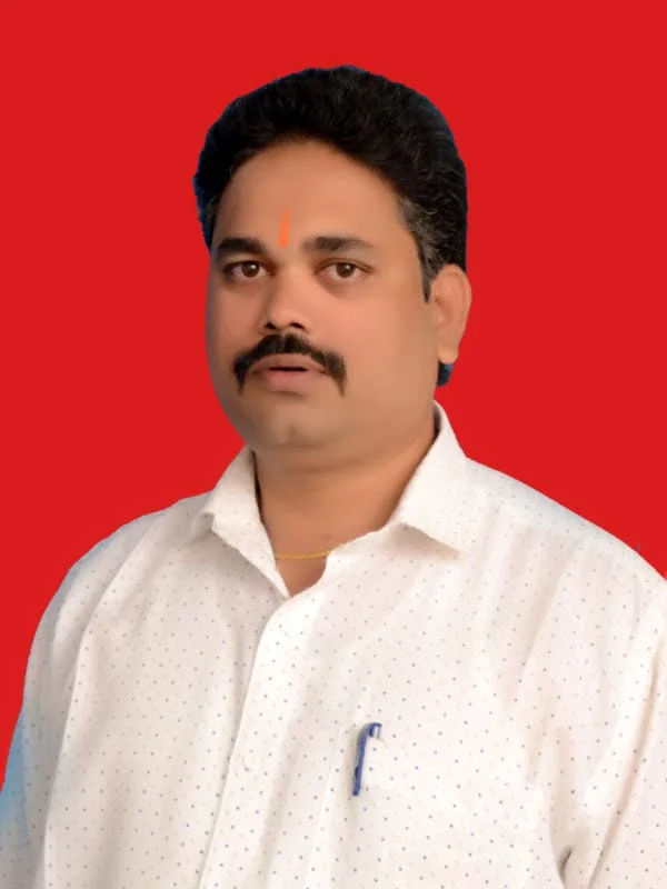 शाळेच्या छपर दुरुस्तीसाठी वेळोवेळी पाठपुरावा केला होता ; कांदळगांव सरपंचांचा दावा.