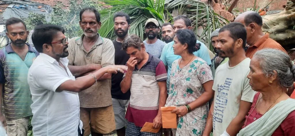मसुरे येथे भाजप नेते श्री. निलेश राणे यांच्या माध्यमातून तातडीची आर्थिक मदत..!