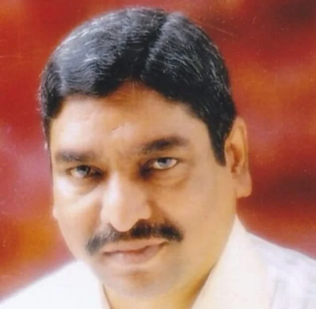 कला, वाणिज्य व विज्ञान महाविद्यालय ओरोस संस्थेच्या विश्वस्त पदी मसुरेचे डॉक्टर श्रीकृष्ण उर्फ दीपक मुळीक परब...!