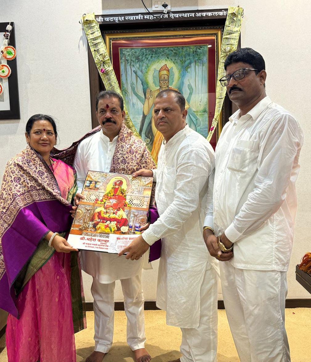 मंदिर समितीचे कार्यालयीन कामकाज पारदर्शकतेने परिपूर्ण! - आ.रविंद्र फाटक अक्कलकोट..!