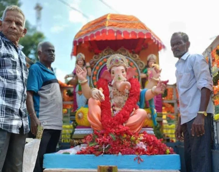 मुणगेतील २१ दिवसांच्या सार्वजनिक गणेशोत्सवाची सांगता.