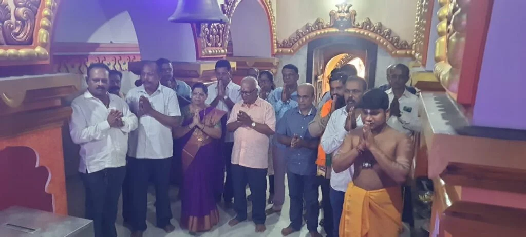 निलेश राणे यांच्या विजयासाठी मसुरे ग्रामदैवत श्री देव भरतेश्वराला साकडे.