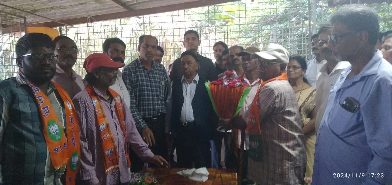 हिवाळे येथे शिवसेना उ. बा. ठा. पक्षाला पुन्हा धक्का.