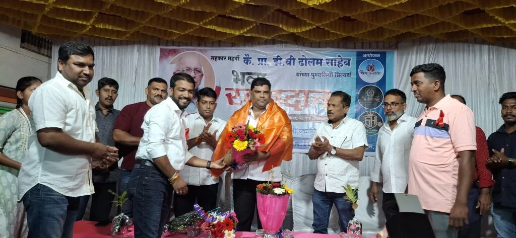 आभाळमाया ग्रुपच्या भव्य रक्तदान शिबिरास माजी आमदार वैभव नाईक यांची उपस्थिती.