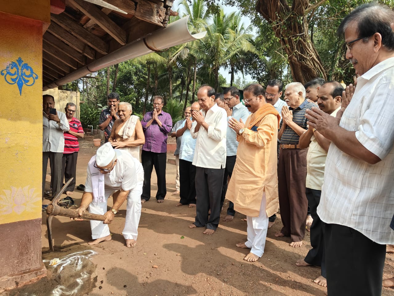 मसुरेतील विठ्ठल रखुमाई मंदिर जीर्णोद्धार कामाचा शुभारंभ.