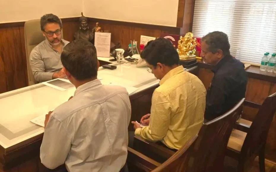 आमदार निलेश राणे यांची महाराष्ट्र सागरी मंडळ अधिकाऱ्यांसोबत मुंबईत बैठक.