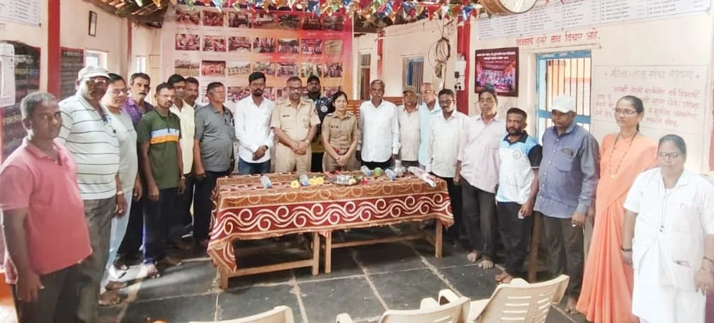 वेरली येथे ग्रामसंवाद उपक्रम.