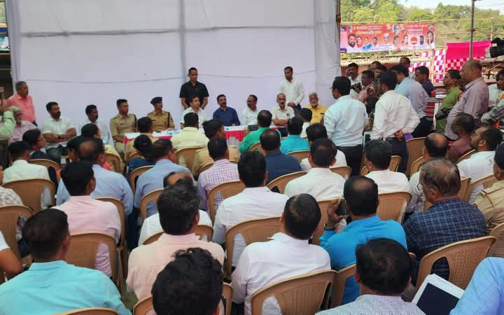 पालकमंत्री नितेश राणे यांनी यांनी आंगणेवाडी यात्रेच्या तयारीचा घेतला आढावा.