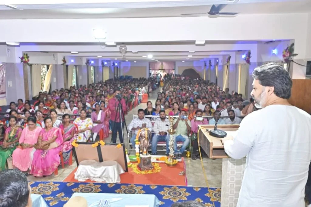 आ. निलेश राणे यांच्या प्रमुख उपस्थितीत मालवण पंचायत समितीच्या माध्यमातून महिला मेळावा संपन्न.