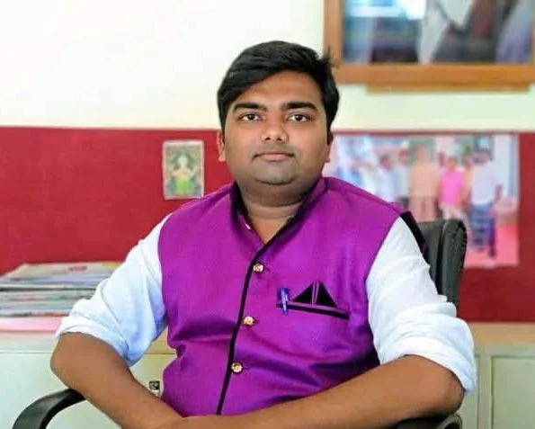 संग्राम कासले यांच्या पुस्तकाचे प्रकाशन.