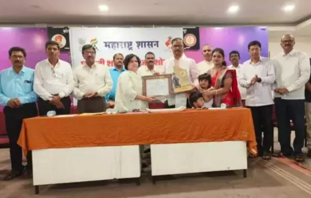 मालवण पंचायत समिती गटशिक्षणाधिकारी श्री. संजय माने यांचा सत्कार.