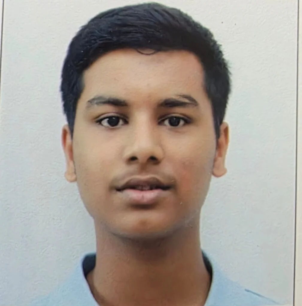 मसुरे येथील विक्रम मेहेंदळेचे नीट परीक्षेत यश.
