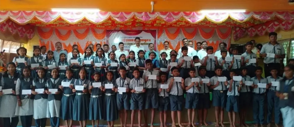 वर्दम हायस्कूल व ज्युनियर कॉलेजचा वार्षिक बक्षीस वितरण समारंभ संपन्न.