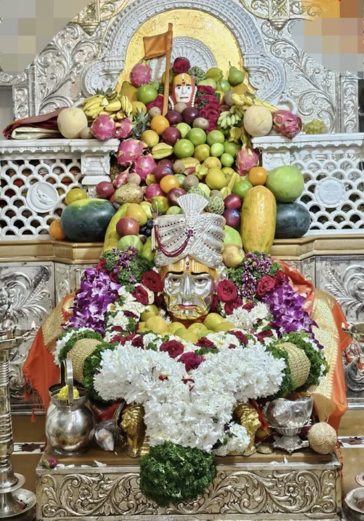 अक्कलकोट श्री वटवृक्ष स्वामी महाराज मंदिरात १० जुलै रोजी गुरुपौर्णिमा उत्सव.