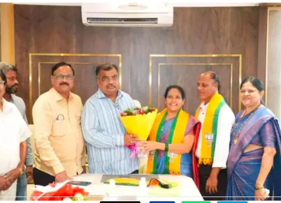 माजी नगरसेविका सेजल परब आणि सन्मेष परब यांचा भाजपा पक्षप्रवेश..!