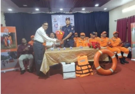 खारेपाटण महाविद्यालयात राष्ट्रीय आपत्ती निवारण पथकाच्या वतीने आपत्तीपूर्व तयारी प्रशिक्षण कार्यक्रम संपन्न.