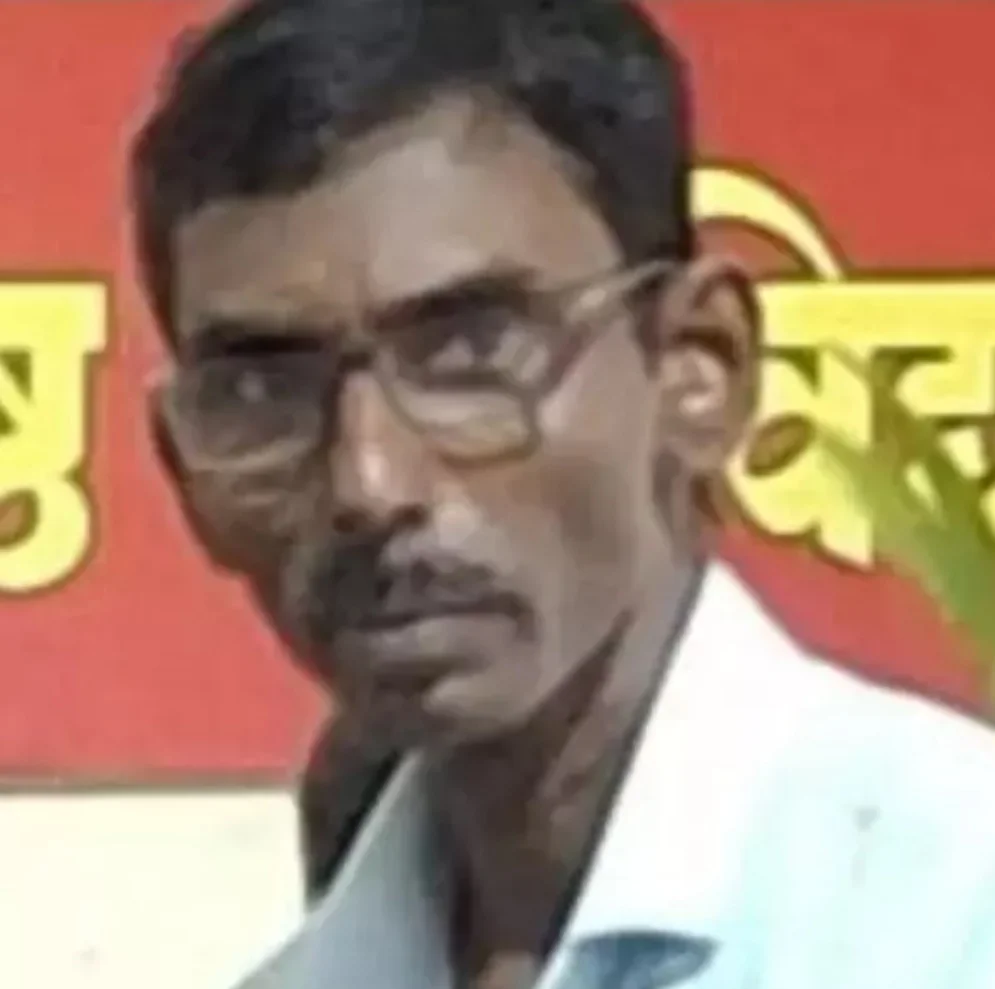 ओवळीये गावचे रहिवासी व सावंतवाडीचे शिक्षक सुनील जंगम यांची गळफास घेऊन आत्महत्या.
