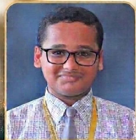 योगेश नितीन परुळेकरचे शिष्यवृत्ती परीक्षेत यश.